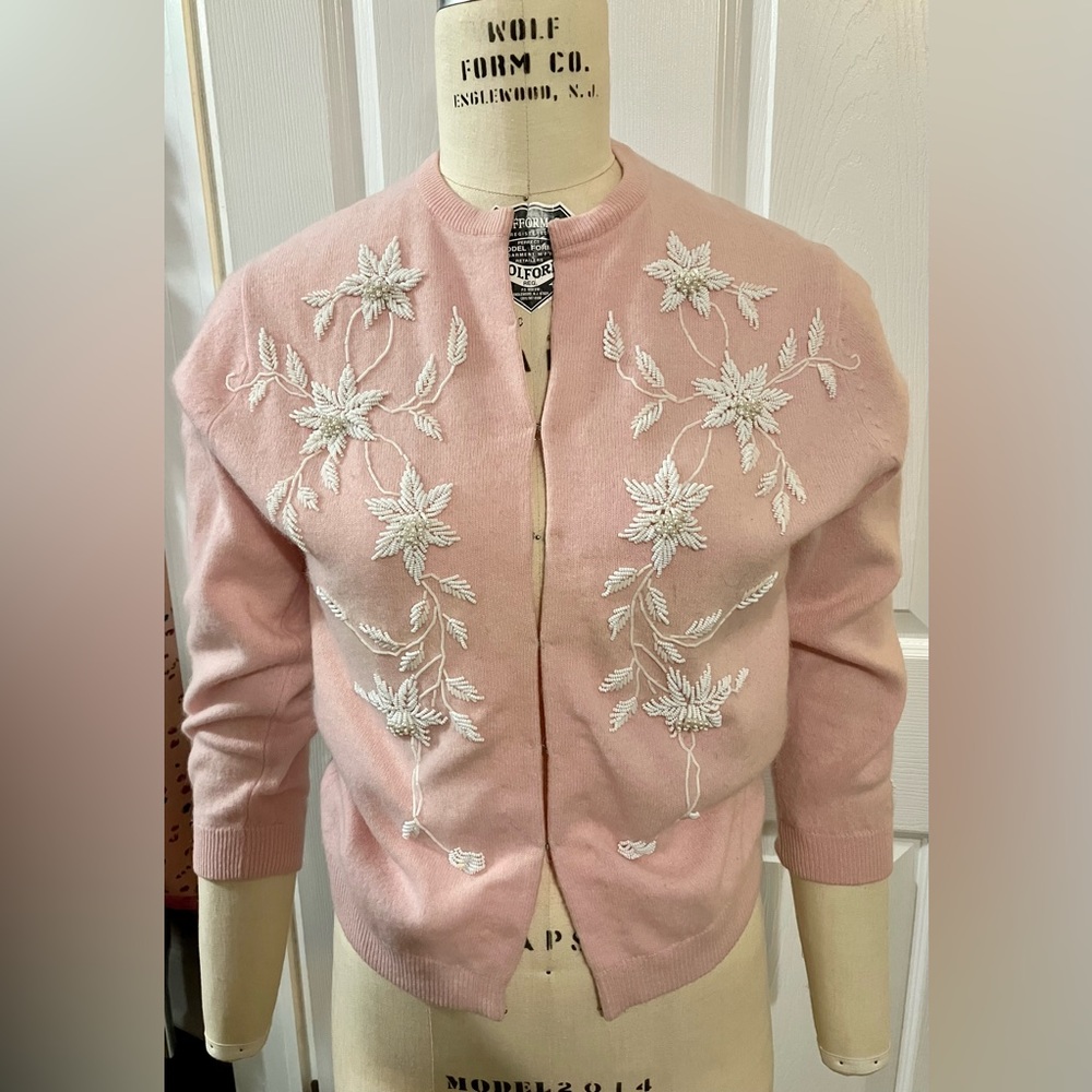 1950s Vintage Marshall Fields Beaded Lambswool Sweater - Size M - Marilyn Monroe